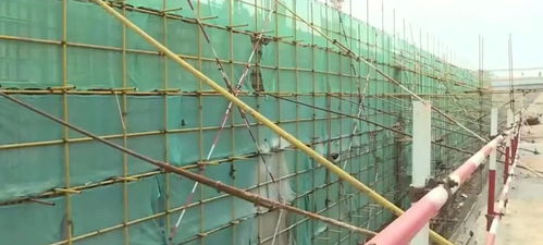 最新 濰坊火車站南站房站前廣場工程進入主體封頂階段