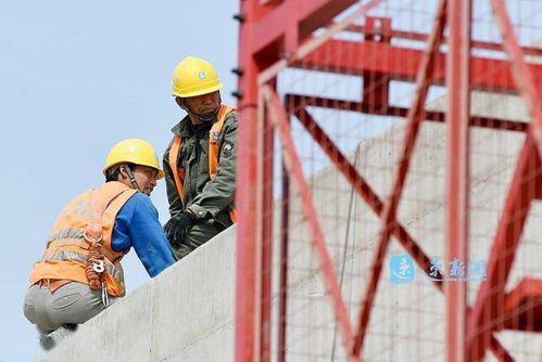 今天我在崗 致敬勞動者 走近建筑工人